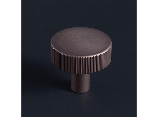 Elmo Knott - Bronse Matt Med riller