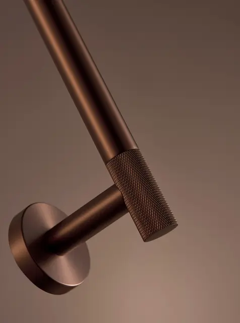Santino Toalettpapirholder i 8 ulike overflater 