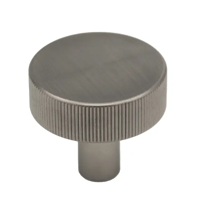 Elmo Knott - Gunmetal Med riller 