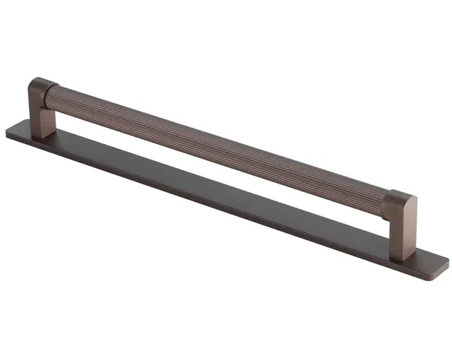 Fabio Bronse Matt - 128 Håndtak med Bakplate 