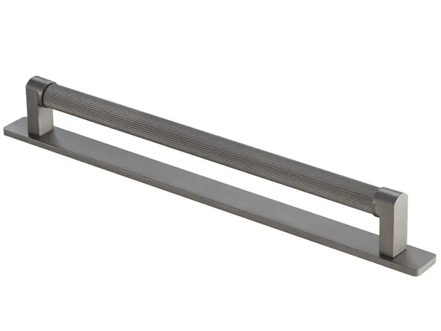 Fabio Gunmetal - 128 Håndtak med Bakplate 
