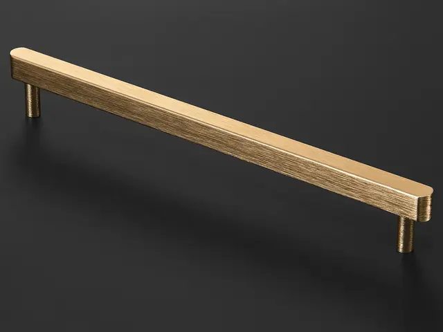 Leone Håndtak 600 - Gull Børstet Stilren med godt grep 