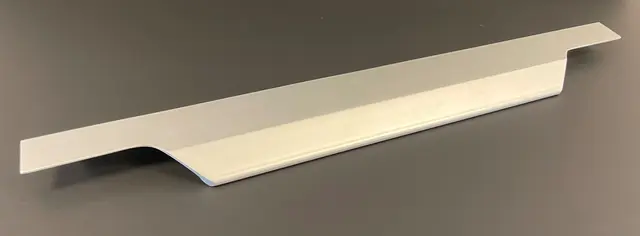 List Håndtak 592 - Sølv Matt Elegant listhåndtak 